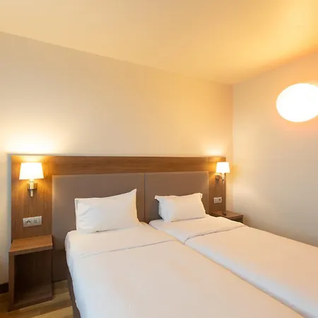 Campanile Prime - Centre Gare 3*