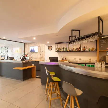 Campanile Centre - Gare 3* Мец