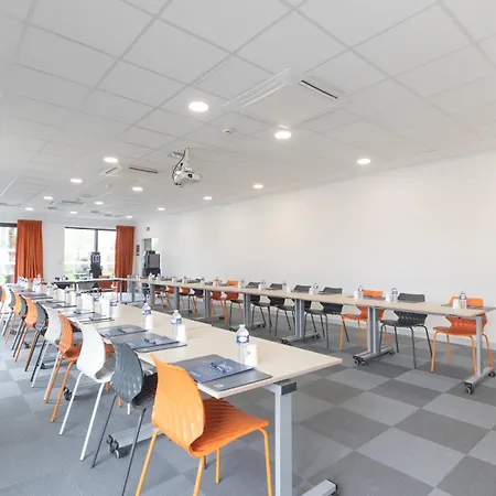 ホテル Campanile Prime - Centre Gare 3*