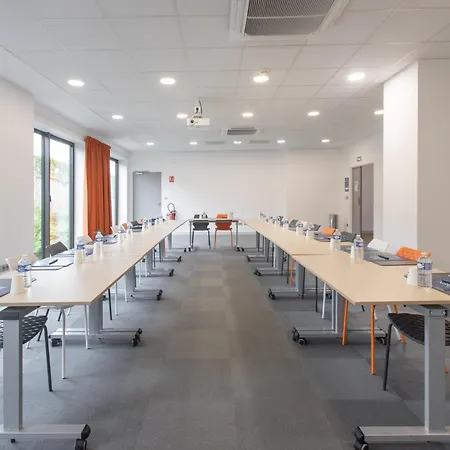 Campanile Prime - Centre Gare 3*