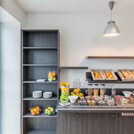 Campanile Prime - Centre Gare Hotel Metz