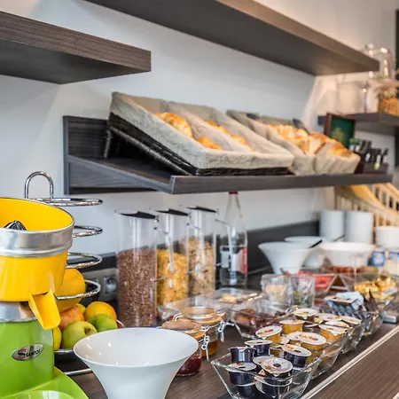 Campanile Prime - Centre Gare 3*