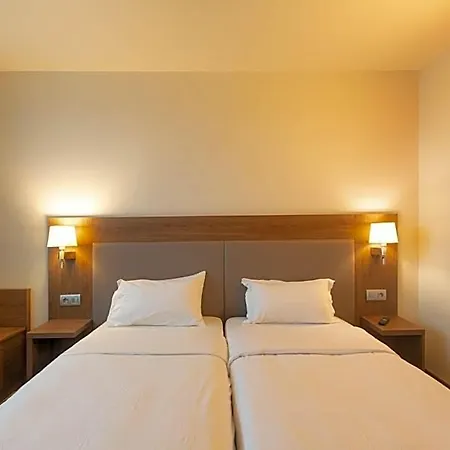 Campanile Prime - Centre Gare Szálloda Metz