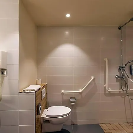 Campanile Prime - Centre Gare ホテル 3*